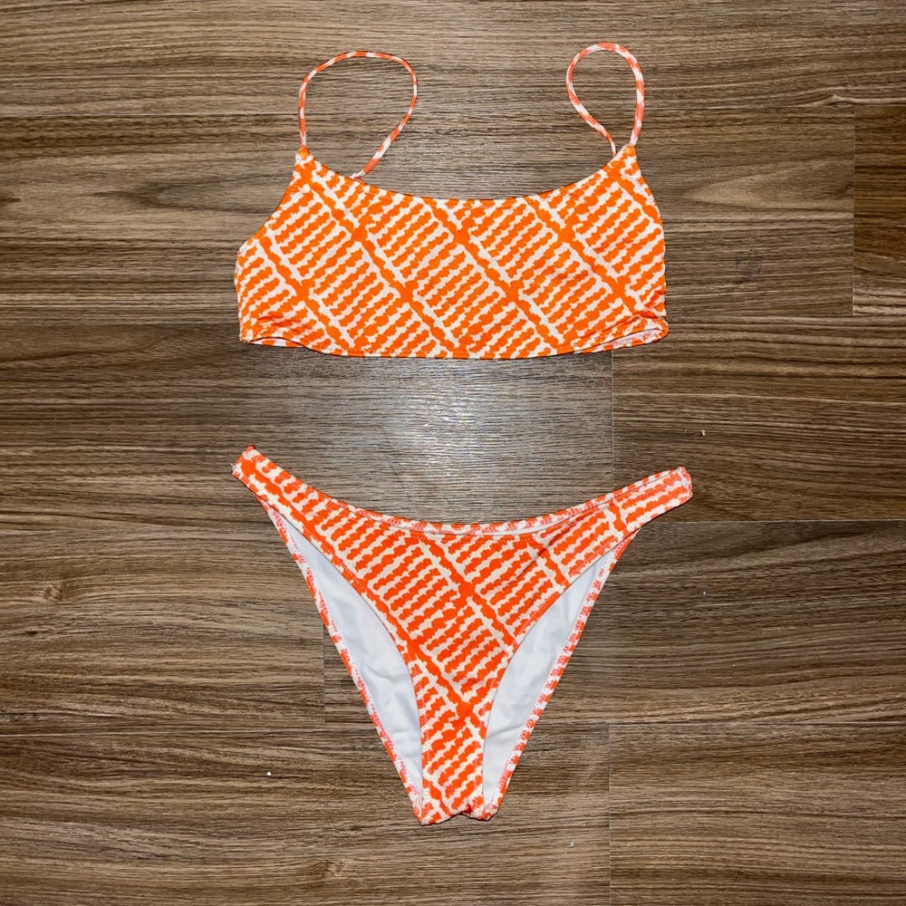 Triangl Mica Perre - Medium